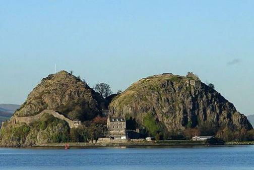 Whiteley'S Cottages Dumbarton Exterior photo