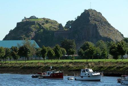 Whiteley'S Cottages Dumbarton Exterior photo